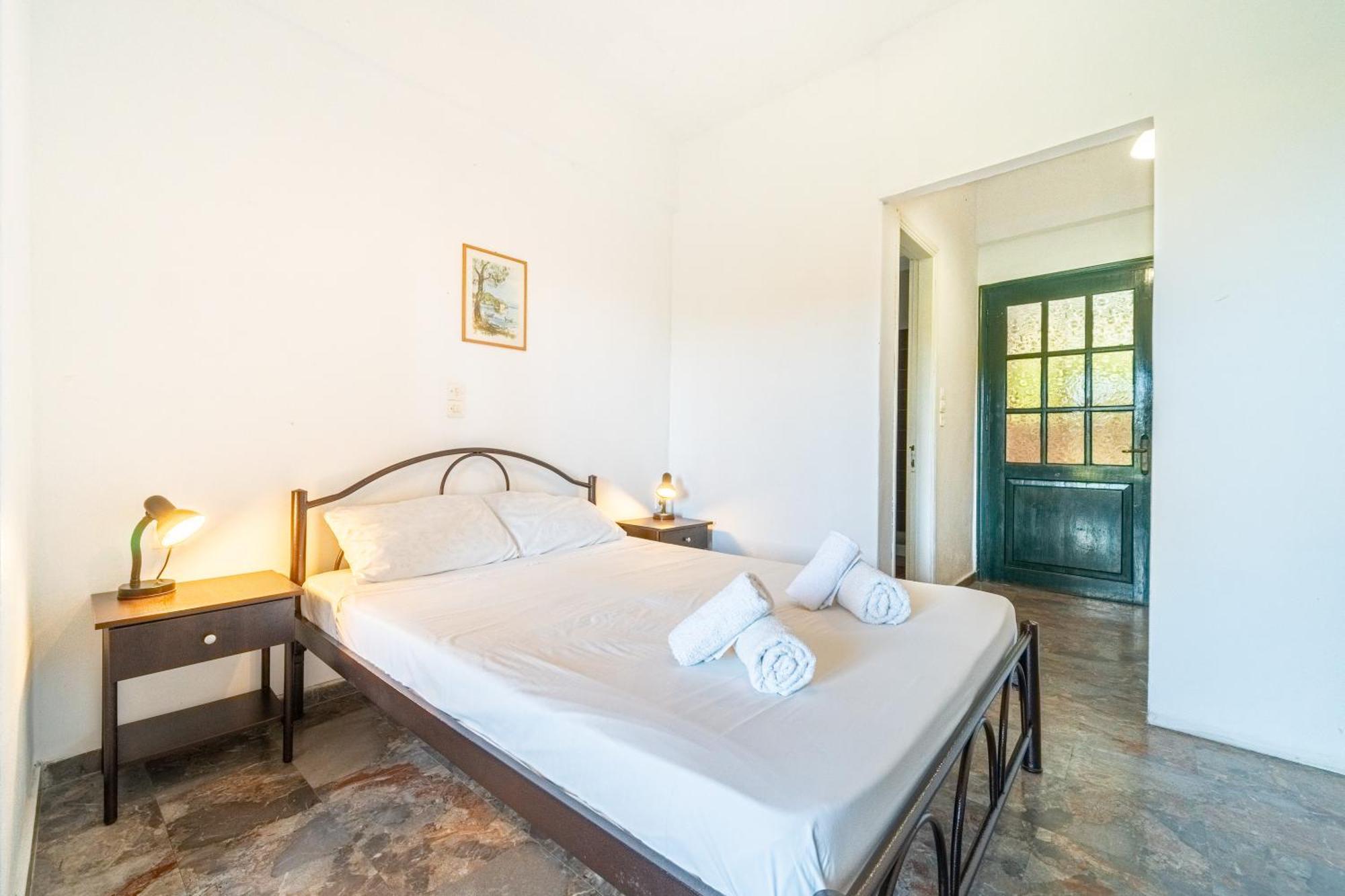 Arianna Studio Ground Floor 3 ปาเลโอกัสไตรซา ภายนอก รูปภาพ
